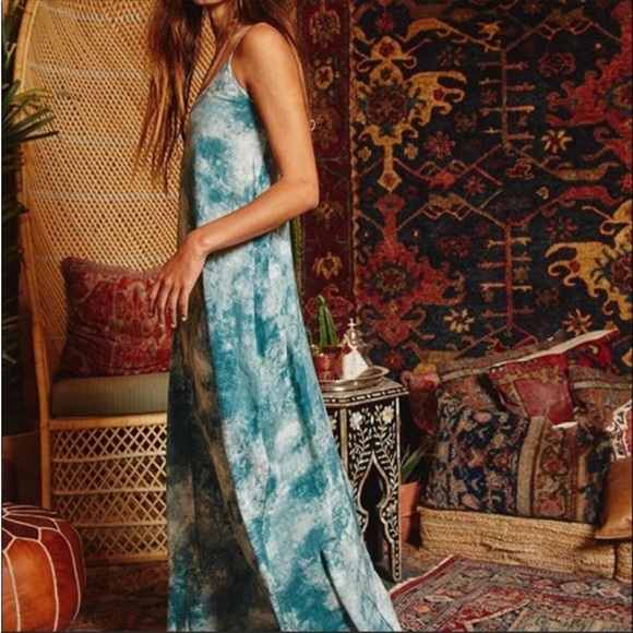 Tie Dye Sleeveless Maxi Dress - Picture 3 of 4